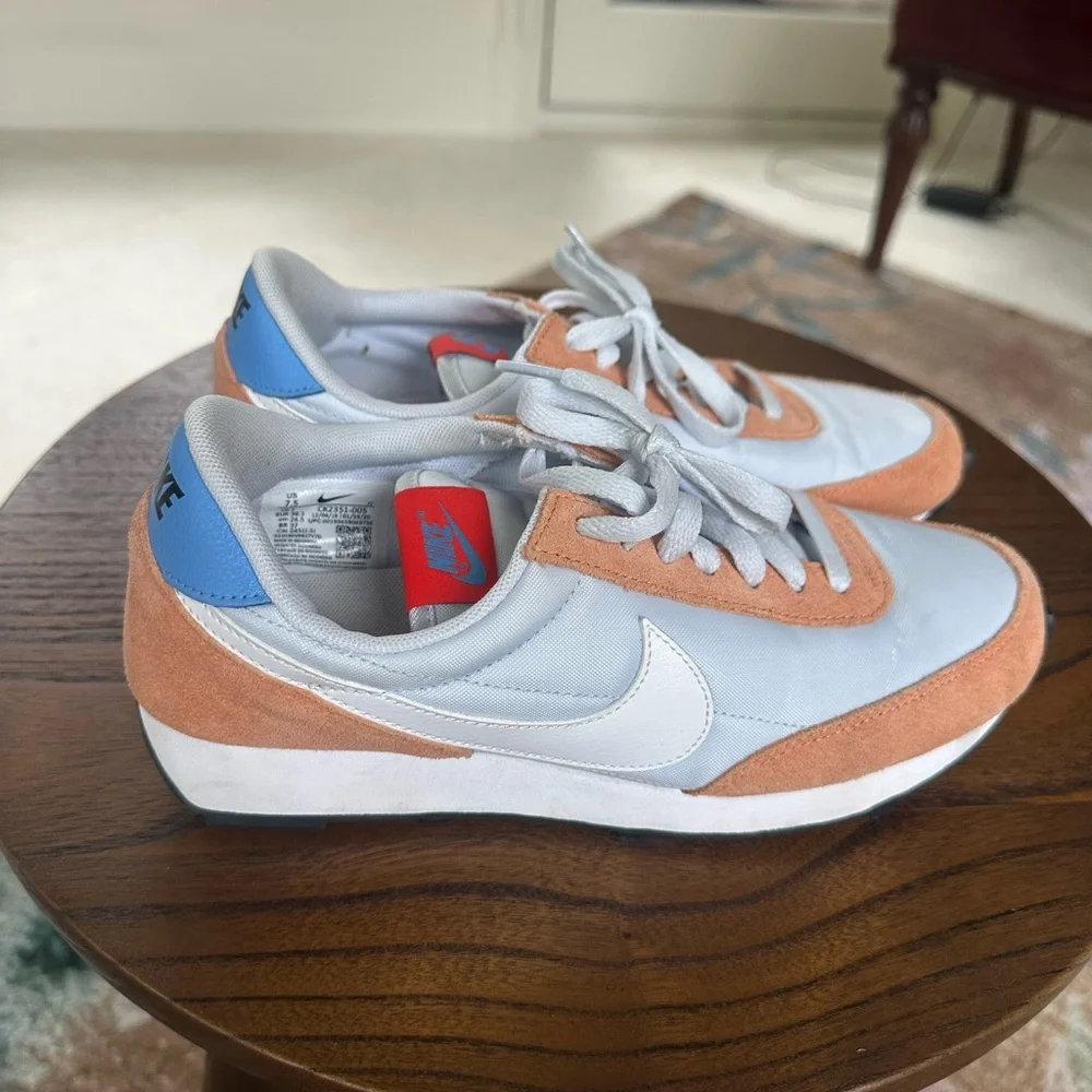 Nike Women's Sneakers - Light Blue and Peach - Picture 3 of 5